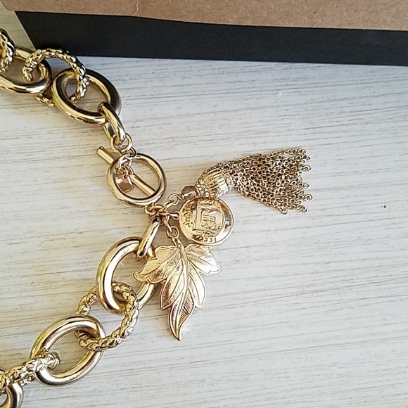 Last call! Banana Republic necklace and bracelet - Picture 2 of 2